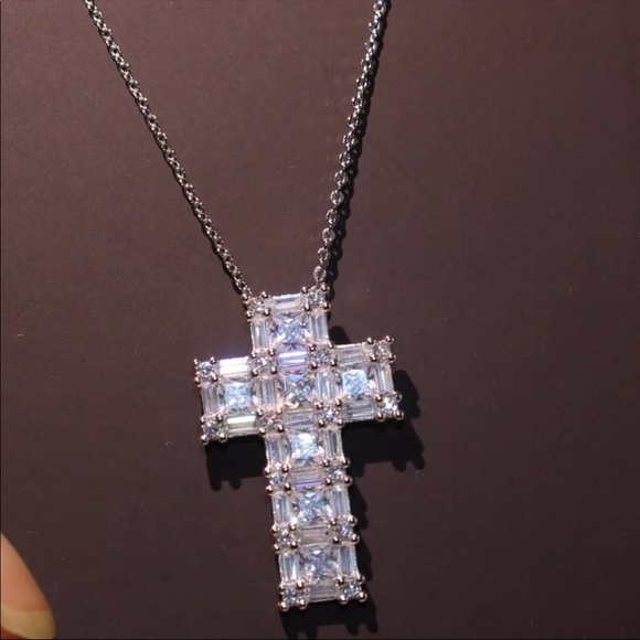 New Luxury 925 Silver Princess Cut Cross Diamond Necklace - Picture 8 of 12